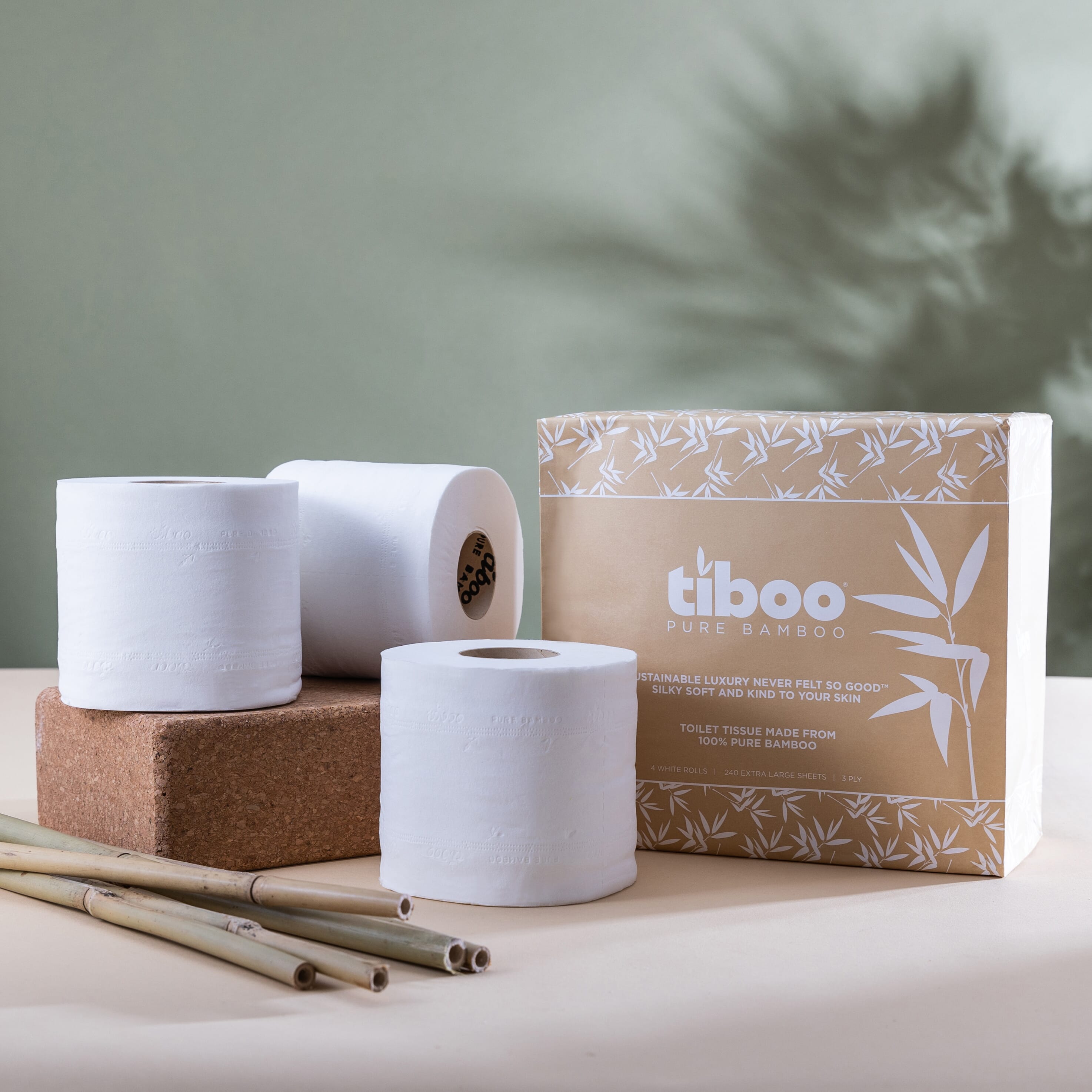 4-pack-toilet-rolls-wrapped-lifestyle-1-1.jpg?w=1024&h=1024&scale